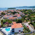 Appartement Franka By Interhome Pašman