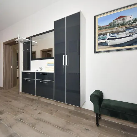 Franka By Interhome *