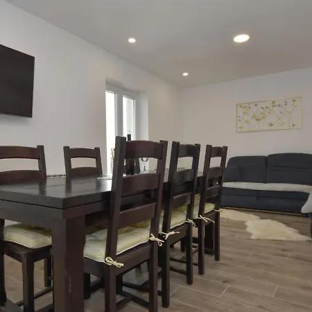 Franka By Interhome Pašman