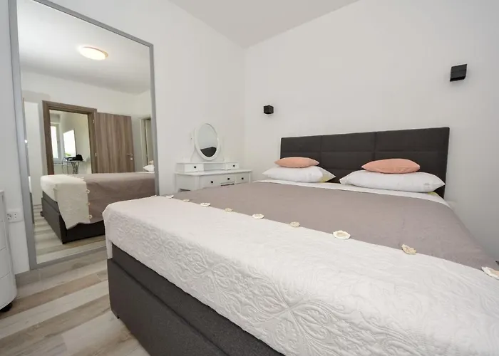 Franka By Interhome *