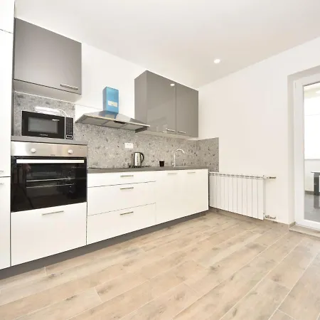 Franka By Interhome Apartman