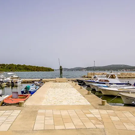 Apartman Franka By Interhome Pašman